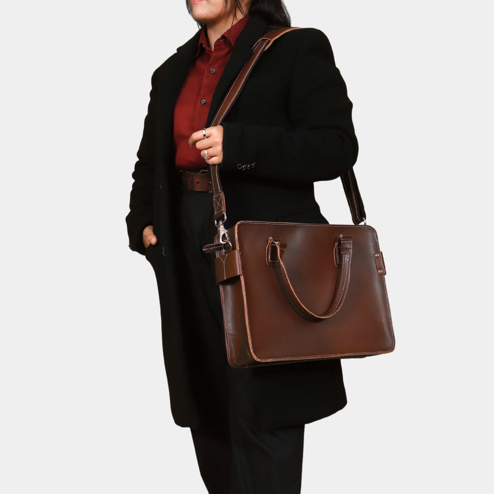 Street Personality Niche Functional Ladies Messenger Bag